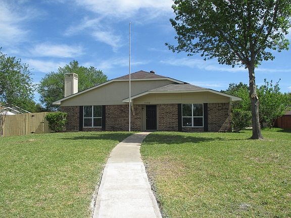 978649_Front1_04082016