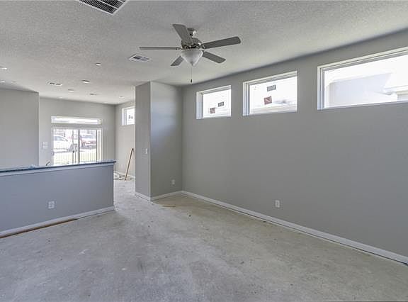 4th image of 2800 Joe Dimaggio Blvd Unit 57