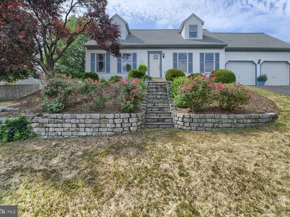 905 Hillside Ave, Elizabethtown, PA 17022