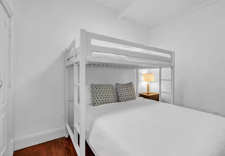 606 5th Ave #BACK HOUSE — Photo 11
