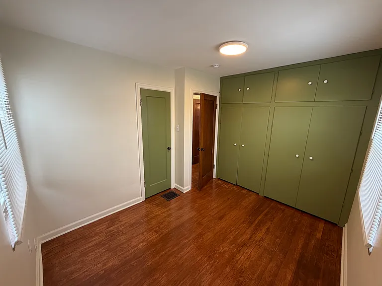 676 Butler Ave — Photo 8