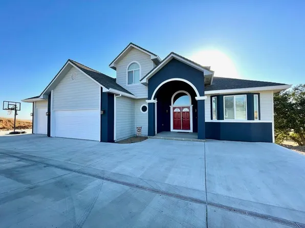 9757 Picadero Way, La Grange, CA 95329
