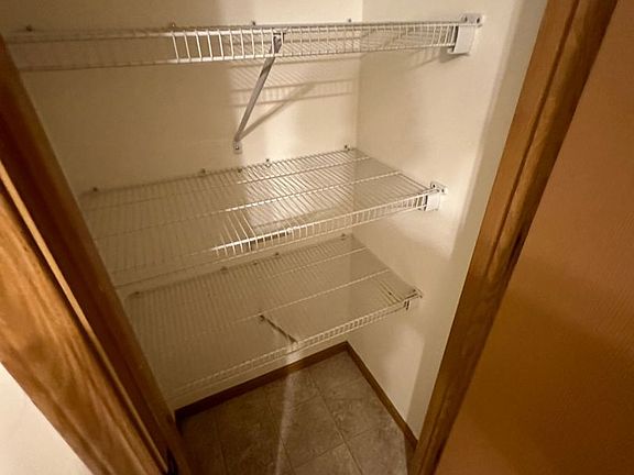 5th image of 2933 Teal St #3