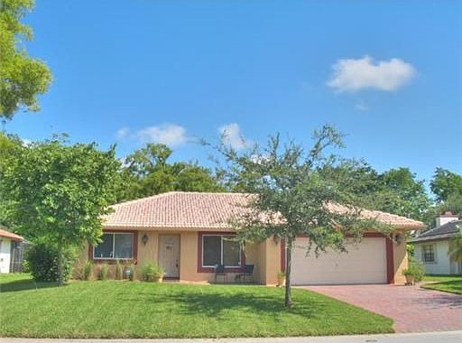 1st image of 10811 NW 10th Pl