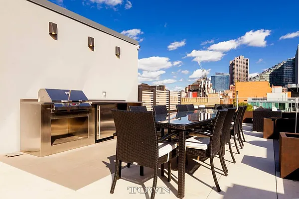 Rented by Town Residential | media 34