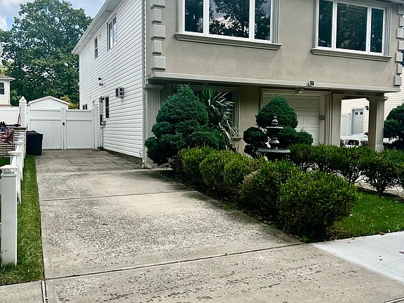 2nd image of 246 Amsterdam Ave Floor 1