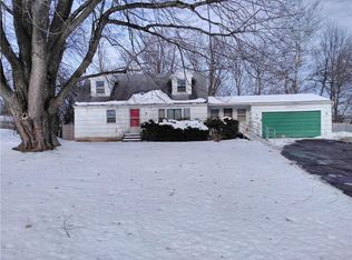 146 Valiant Dr, Rochester, NY 14623