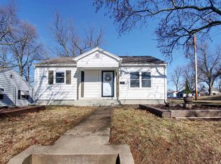2549 Oak St, Quincy, IL 62301