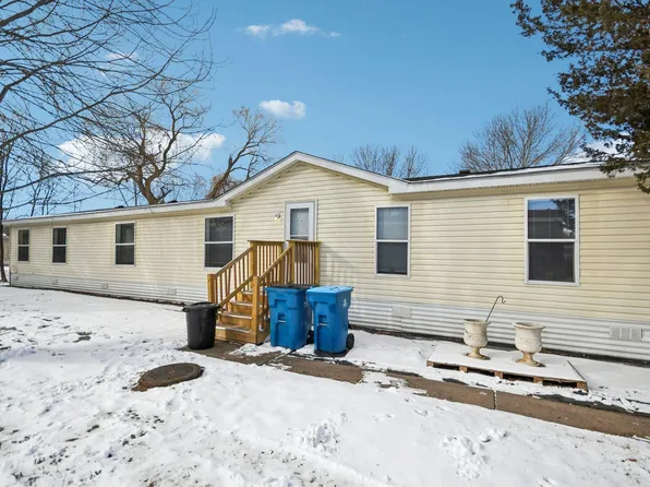 46 115th Ave NE, Blaine, MN 55434