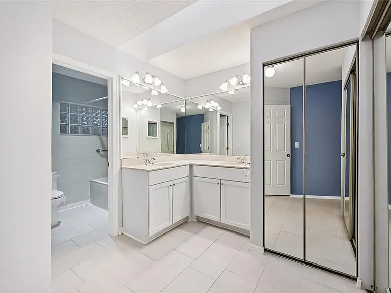 227 Southampton Dr #289 — Photo 30