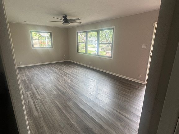 2nd image of 604 Carol Dr