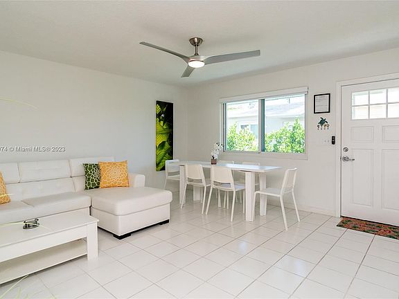 4th image of 1463 NW 10th St #2