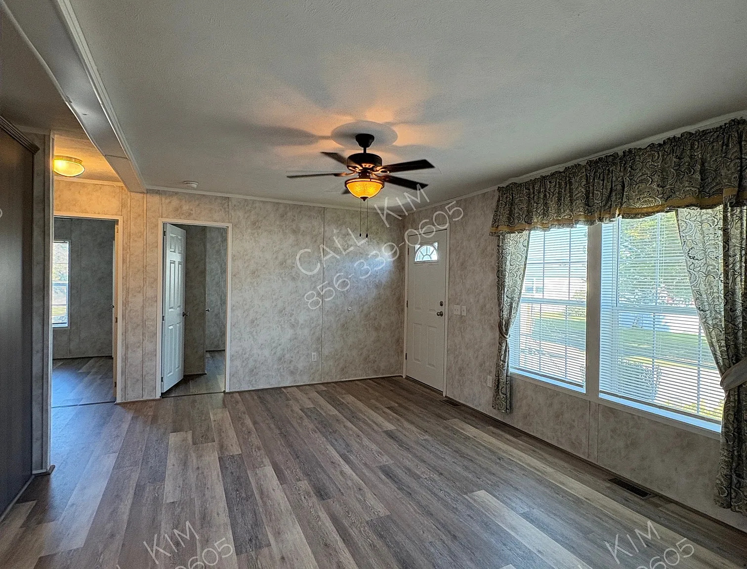 3 bed, 960 sqft, $1,950 — Photo 3
