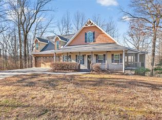 90 Azalea Ct, Murrayville, GA 30564