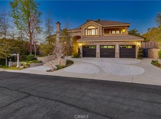 260 S Willowcreek Ln, Anaheim, CA 92808