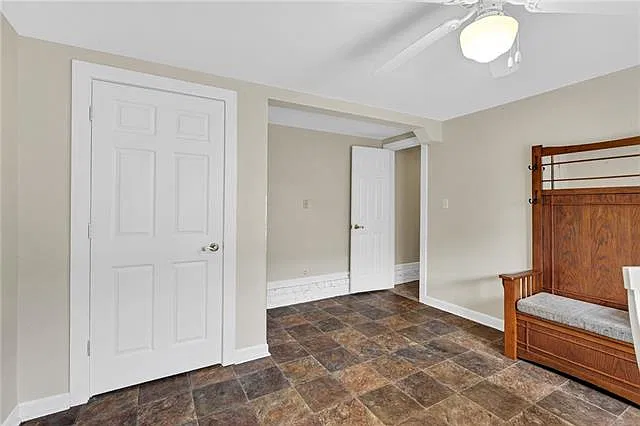 3 bed, 2.0 bath, 1570 sqft, $2,000 — Photo 3