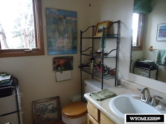 3rd image of 104 College Ct