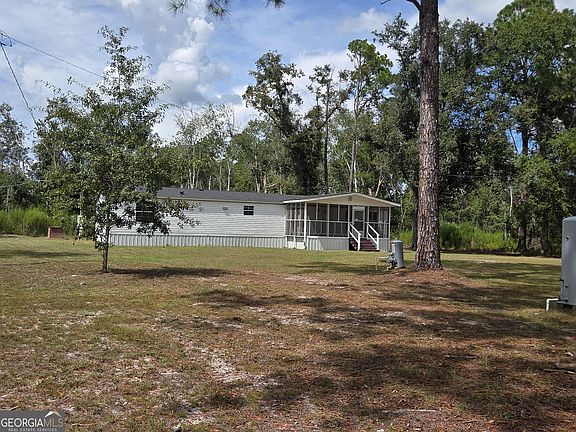 2nd image of 90 Fisher Rd