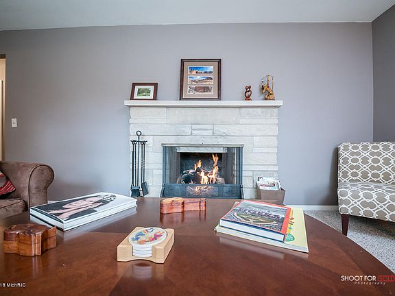 5th image of 1828 Maryland Blvd