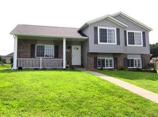 1306 Vantage Dr, Cape Girardeau, MO 63701