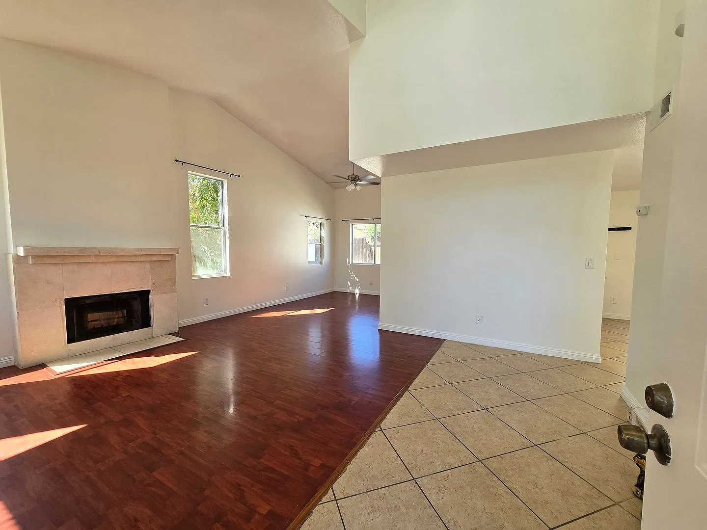 40137 La Cota Dr Palmdale CA 93550 — Photo 4