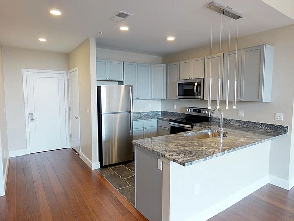 2nd image of 4400 Manchester Ave #407