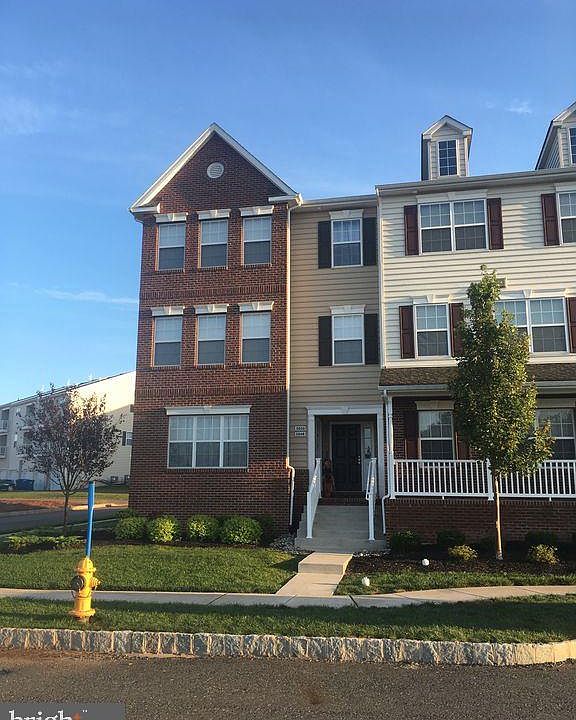 1st image of 3050 Goshen Dr