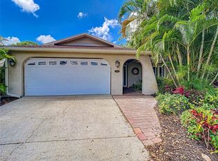 506 White Oak Dr, Tarpon Springs, FL 34689