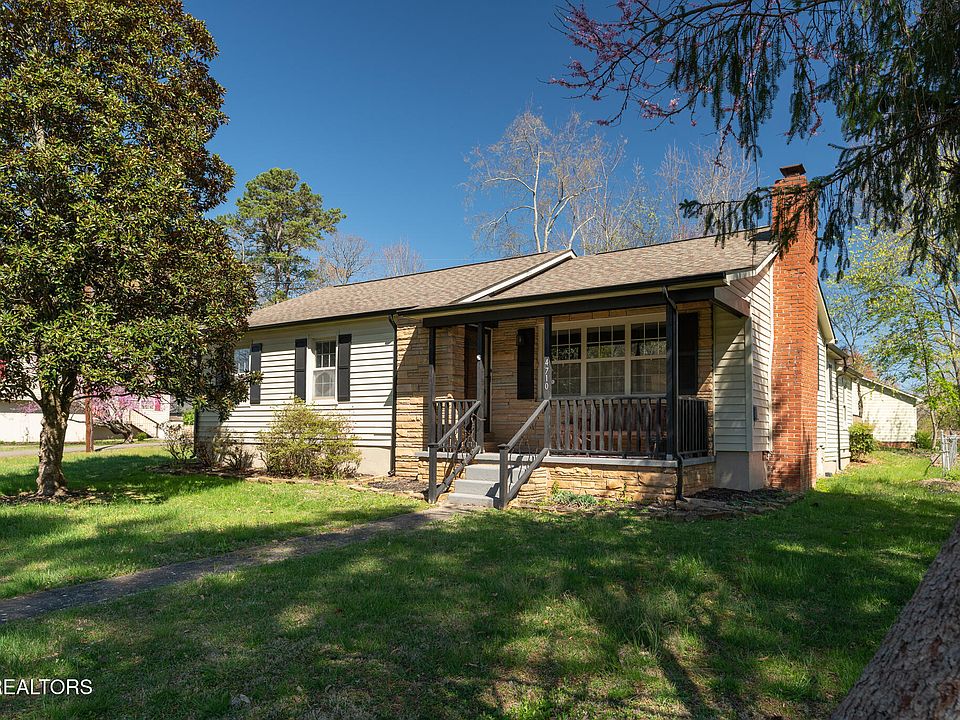 1st image of 4710 E Lincoln Cir
