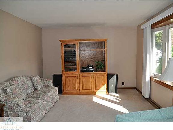 2nd image of 119 Donna Dr