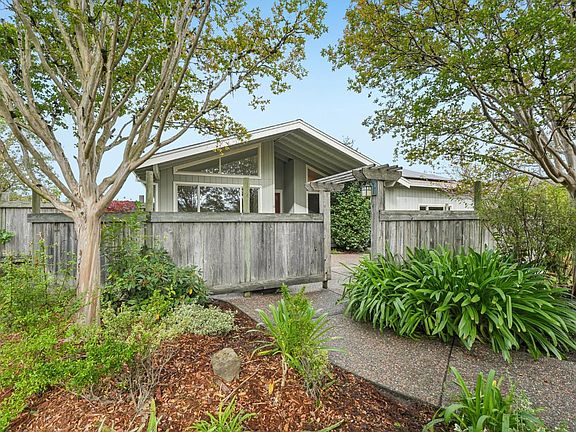 5th image of 5305 Oak Meadow Drive