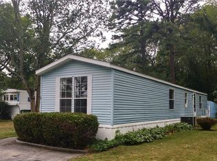 18 Park Ln, Coventry, RI 02816