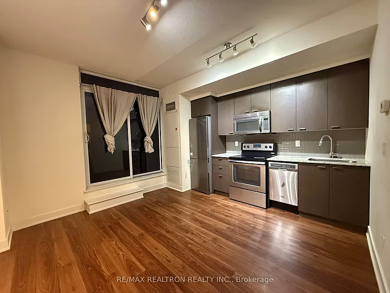 88 Sheppard Ave E #209 — Photo 13