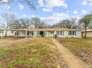 889 N Lydia St, Stephenville, TX 76401