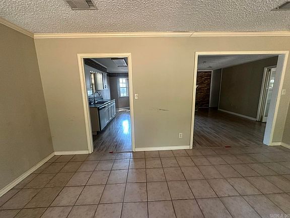 12th image of 6109 Indian Hills Dr