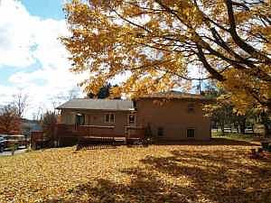 3rd image of 8 Old Orchard Dr