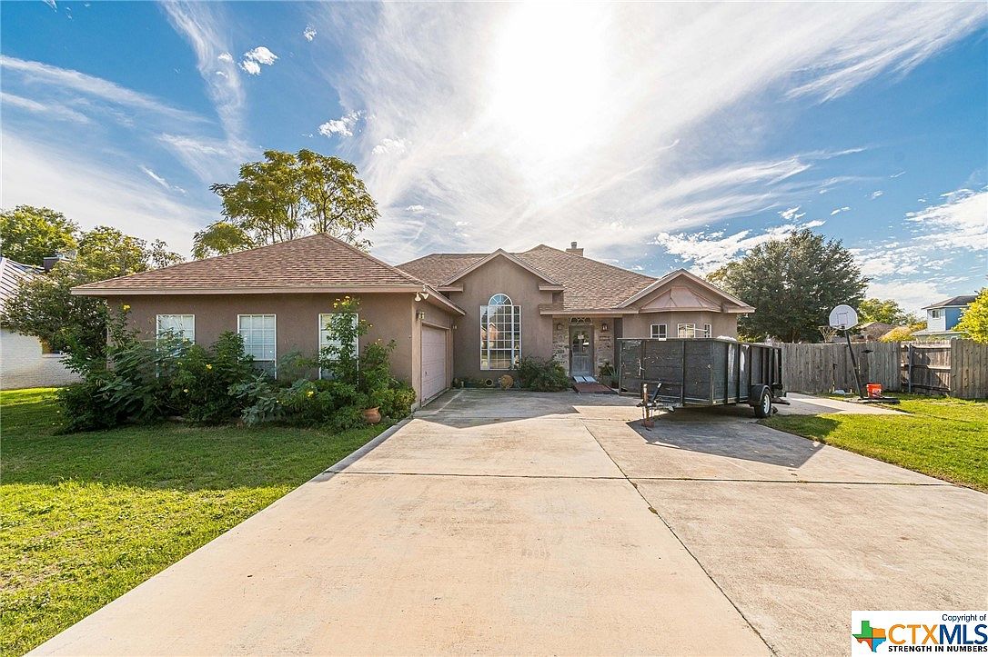 217 Meadowlark Ln, Mcqueeney, TX 78123 MLS 526231 Zillow