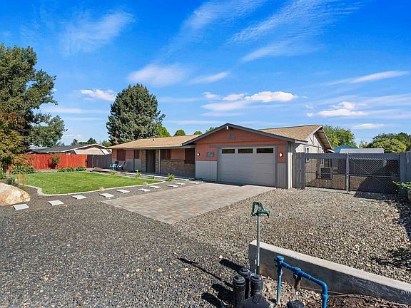 2nd image of 11872 Jerry Lee Ln