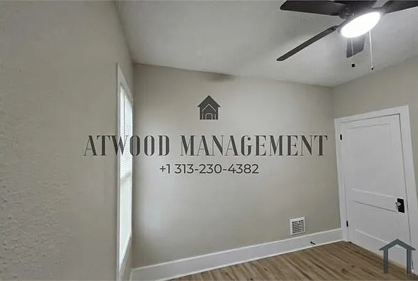 450 Algonquin St — Photo 7