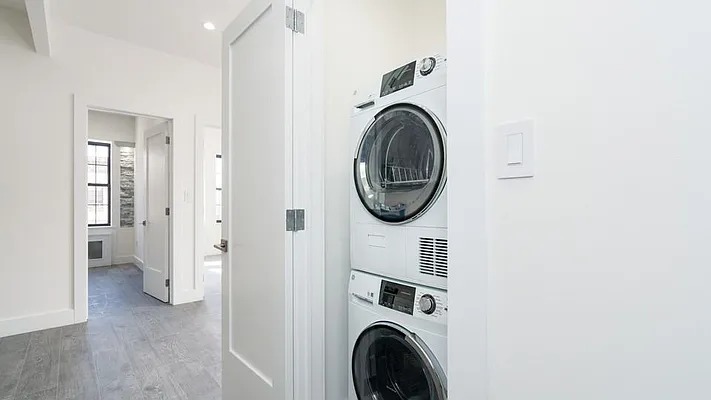 Rented by Nooklyn NYC LLC | media 20