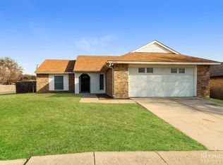 3956 Longmeadow Way, Fort Worth, TX 76133