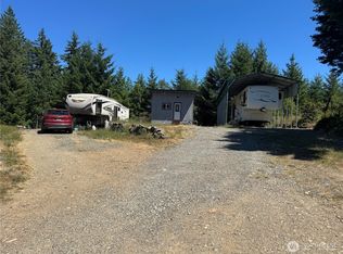 111 W Wildwood Ln, Brinnon, WA 98320