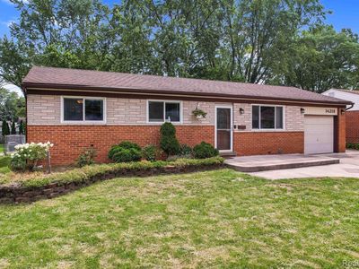14218 Park St, Livonia, MI, 48154