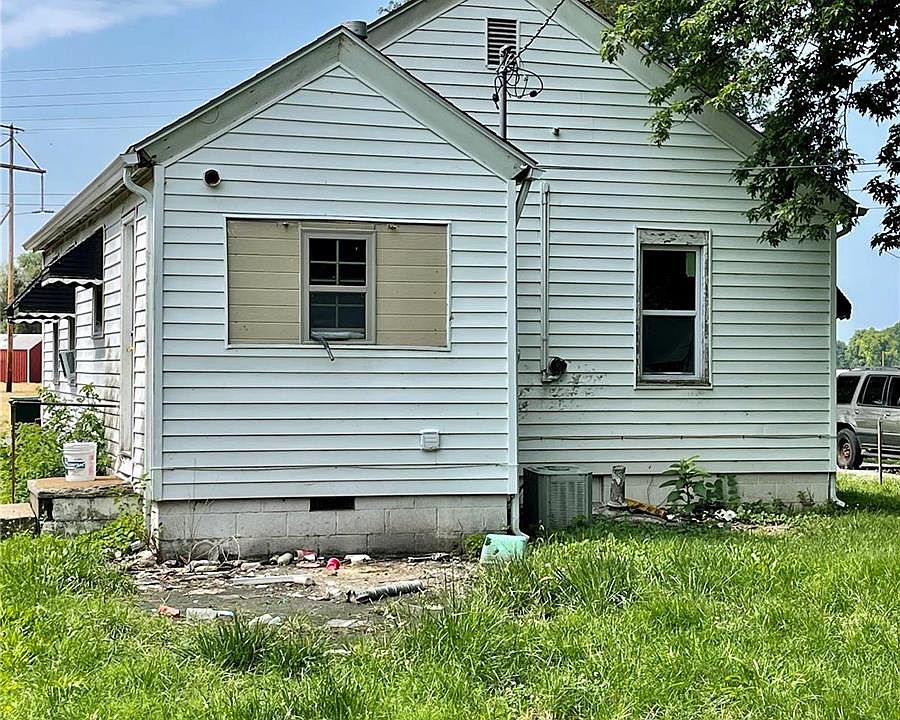 329 Adele Ave, Cahokia, IL 62206 MLS 23041827 Zillow