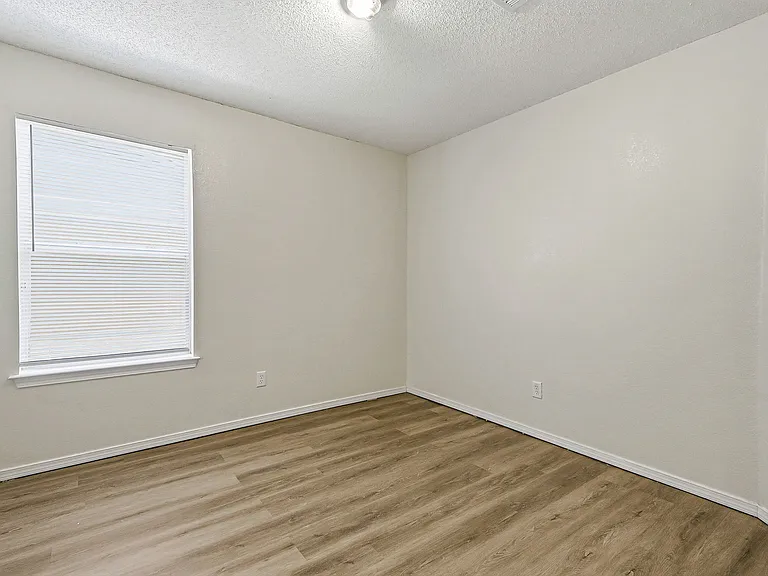 7261 Sachet Cliff Dr — Photo 15