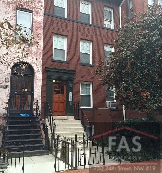 1318 Q St NW #8