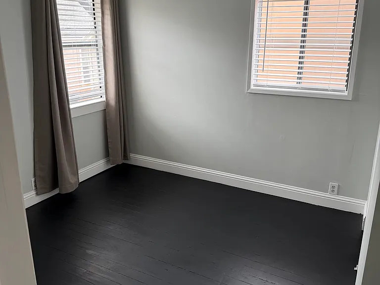 Back bedroom