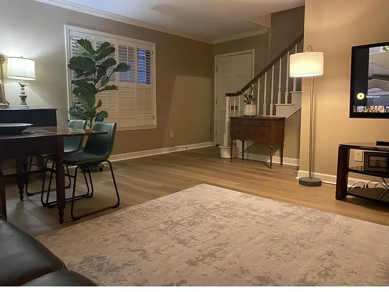 5718 Quince Rd — Photo 10