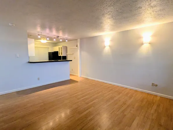 3425 SW Barbur Blvd APT 3, Portland, OR 97239