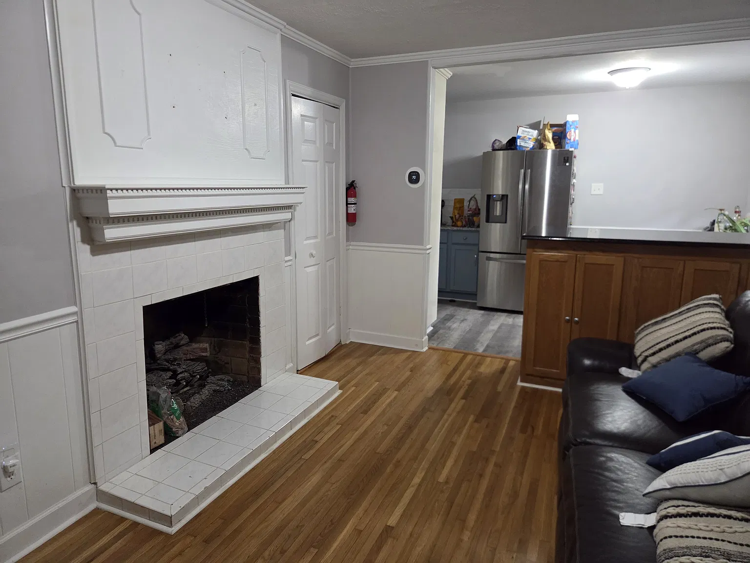 3 bed, 2.5 bath, 2101 sqft, $2,300 — Photo 2